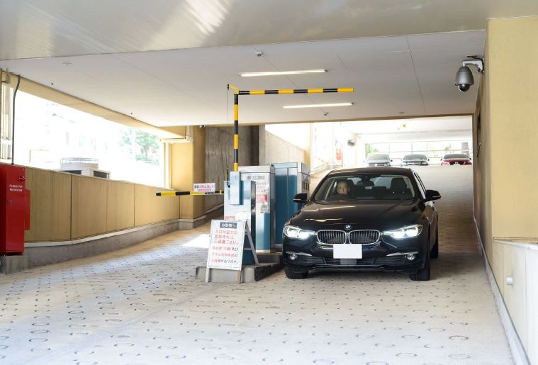 月極駐車場　募集開始